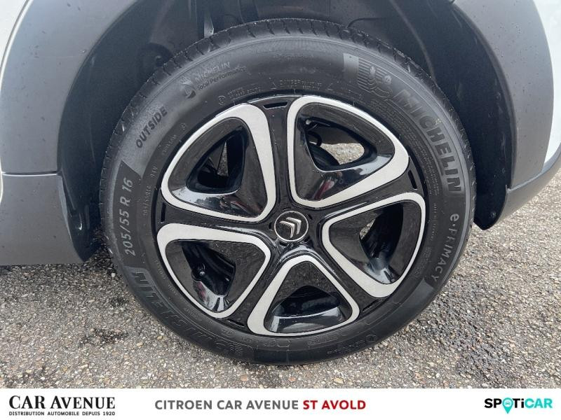 Occasion CITROEN C3 1.2 PureTech 83ch S&S Shine 2023 Blanc Banquise (O) - Rouge Aden 12690 € à Longeville-lès-Saint-Avold