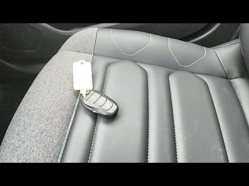 Used CITROEN C4 BlueHDi 110ch S&S Feel Pack 2022 Noir € 19990 in Longeville-lès-Saint-Avold