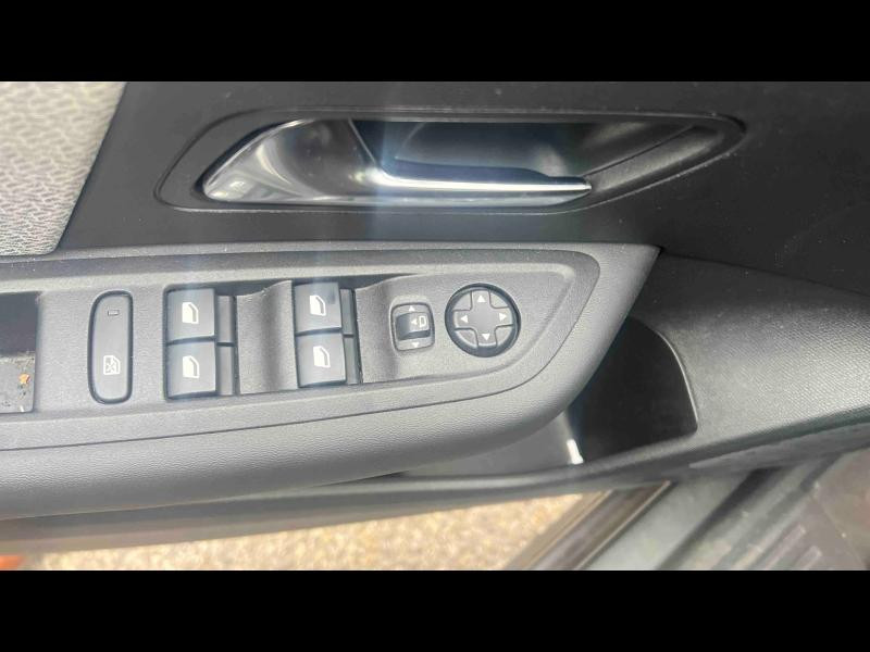 Used CITROEN C4 PureTech 130ch S&S Shine EAT8 2023 Gris Platinium (M) € 19491 in Longeville-lès-Saint-Avold
