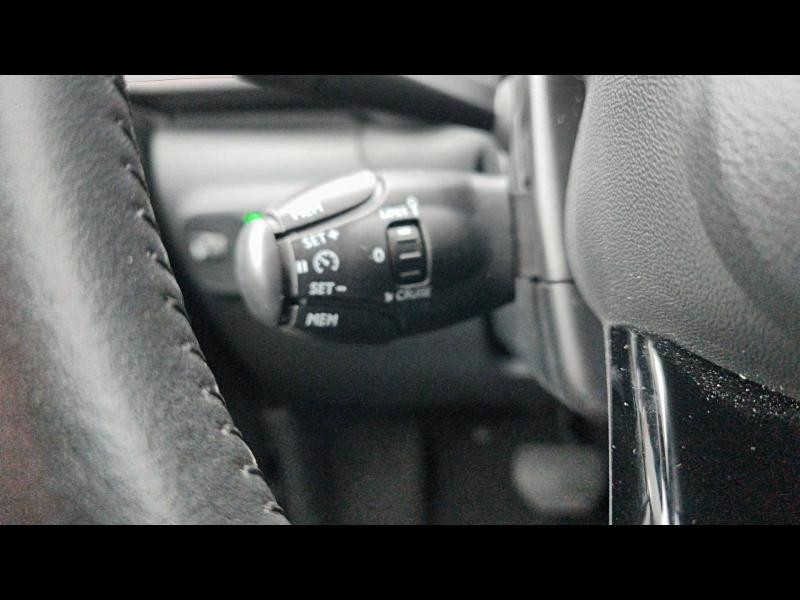 Used CITROEN C3 1.2 PureTech 110ch S&S Shine EAT6 2020 Blanc Banquise (O) - Noir Onyx € 10990 in Longeville-lès-Saint-Avold