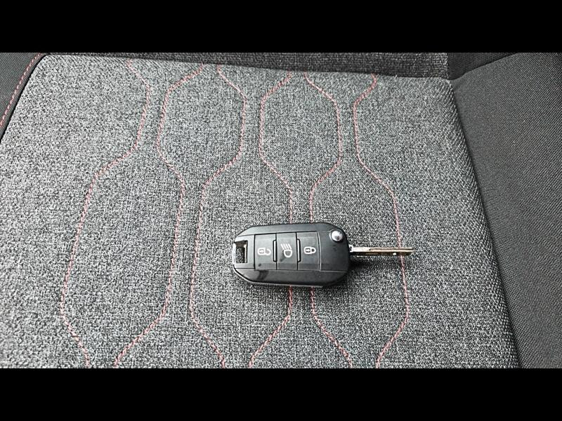 Used CITROEN C3 1.2 PureTech 110ch S&S Shine EAT6 2020 Blanc Banquise (O) - Noir Onyx € 10990 in Longeville-lès-Saint-Avold