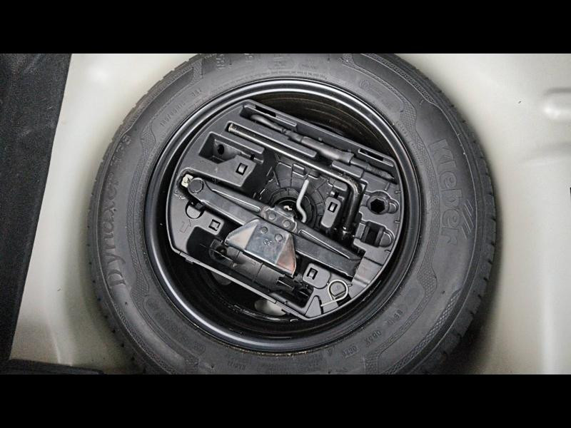 Used CITROEN C3 1.2 PureTech 110ch S&S Shine EAT6 2020 Blanc Banquise (O) - Noir Onyx € 10990 in Longeville-lès-Saint-Avold