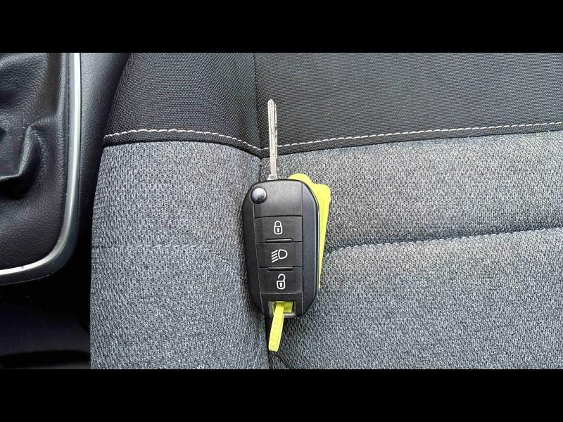 Used CITROEN C3 1.5 BlueHDi 100ch S&S PLUS 2022 Noir Perla Nera (N) € 9991 in Longeville-lès-Saint-Avold