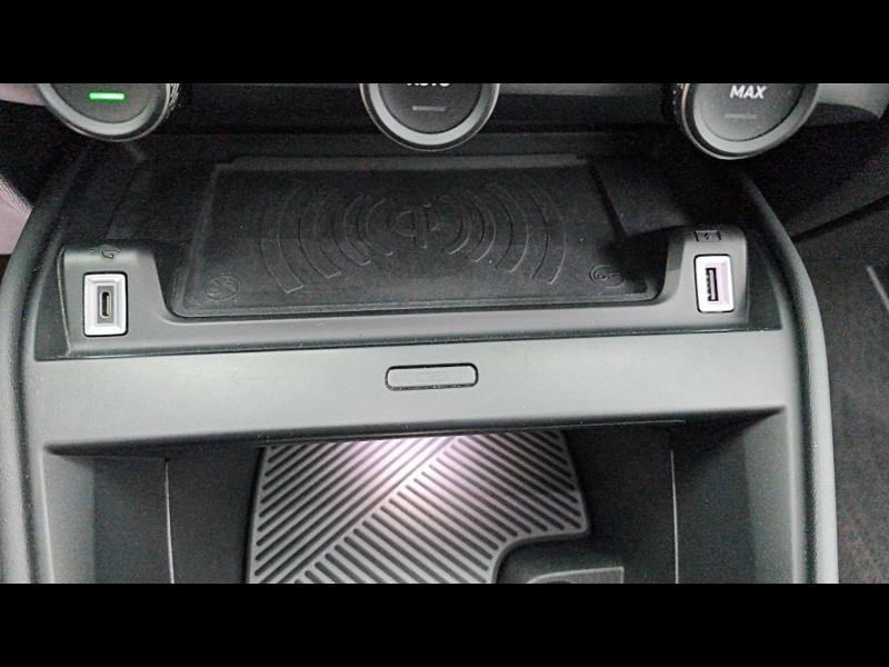 Occasion CITROEN C4 Moteur électrique 136ch (100 kW) Shine Pack Automatique 2021 Noir Perla Nera (N) 13290 € à Longeville-lès-Saint-Avold