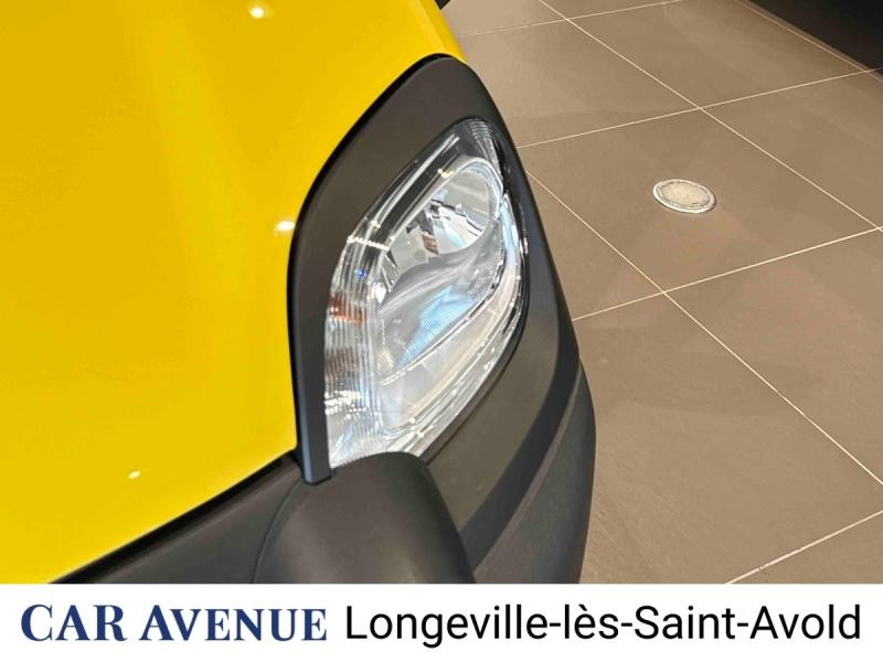 Occasion FIAT Panda Pandina 1.0 65ch BSG S&S Hybrid Cross 2026 Jaune Pastel 18900 € à Longeville-lès-Saint-Avold
