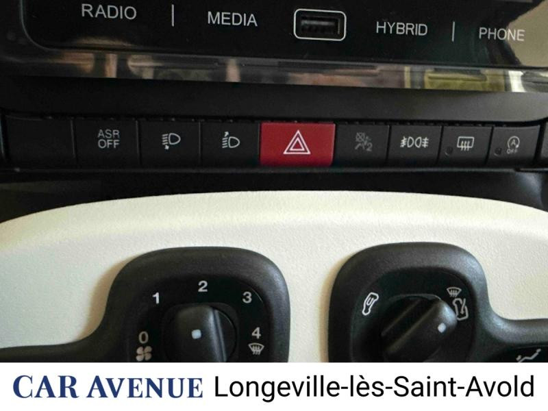 Occasion FIAT Panda Pandina 1.0 65ch BSG S&S Hybrid Cross 2026 Jaune Pastel 18900 € à Longeville-lès-Saint-Avold