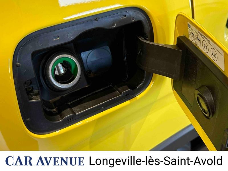 Occasion FIAT Panda Pandina 1.0 65ch BSG S&S Hybrid Cross 2026 Jaune Pastel 18900 € à Longeville-lès-Saint-Avold