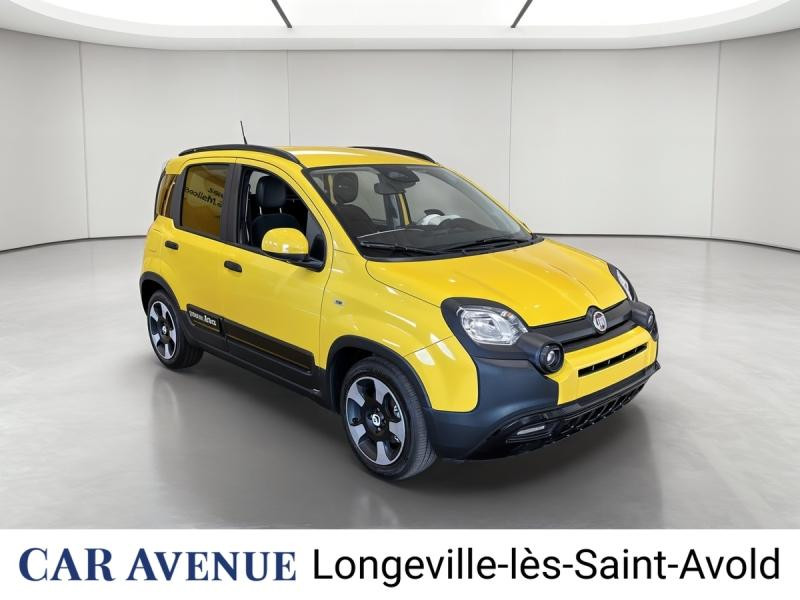 Occasion FIAT Panda Pandina 1.0 65ch BSG S&S Hybrid Cross 2026 Jaune Pastel 18900 € à Longeville-lès-Saint-Avold