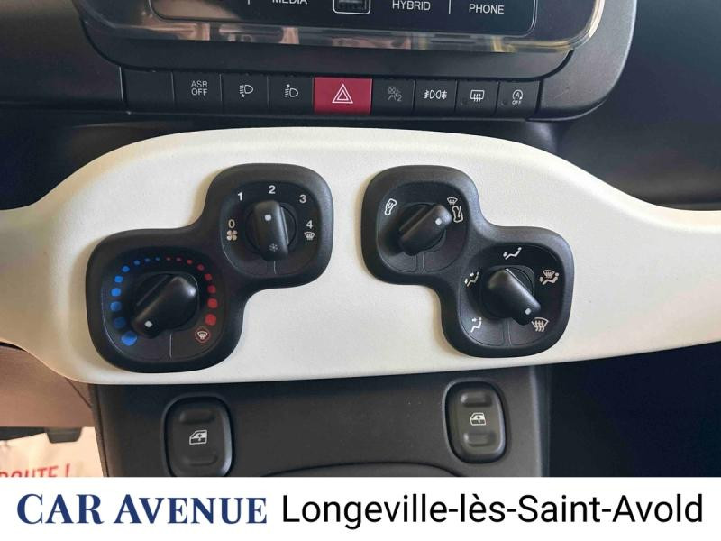 Occasion FIAT Panda Pandina 1.0 65ch BSG S&S Hybrid Cross 2026 Jaune Pastel 18900 € à Longeville-lès-Saint-Avold