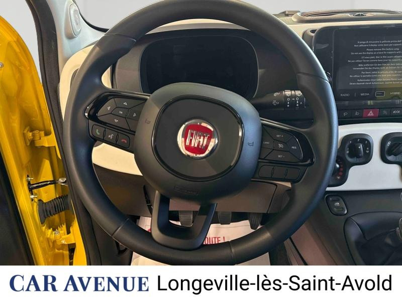 Occasion FIAT Panda Pandina 1.0 65ch BSG S&S Hybrid Cross 2026 Jaune Pastel 18900 € à Longeville-lès-Saint-Avold
