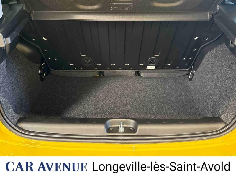 Occasion FIAT Panda Pandina 1.0 65ch BSG S&S Hybrid Cross 2026 Jaune Pastel 18900 € à Longeville-lès-Saint-Avold