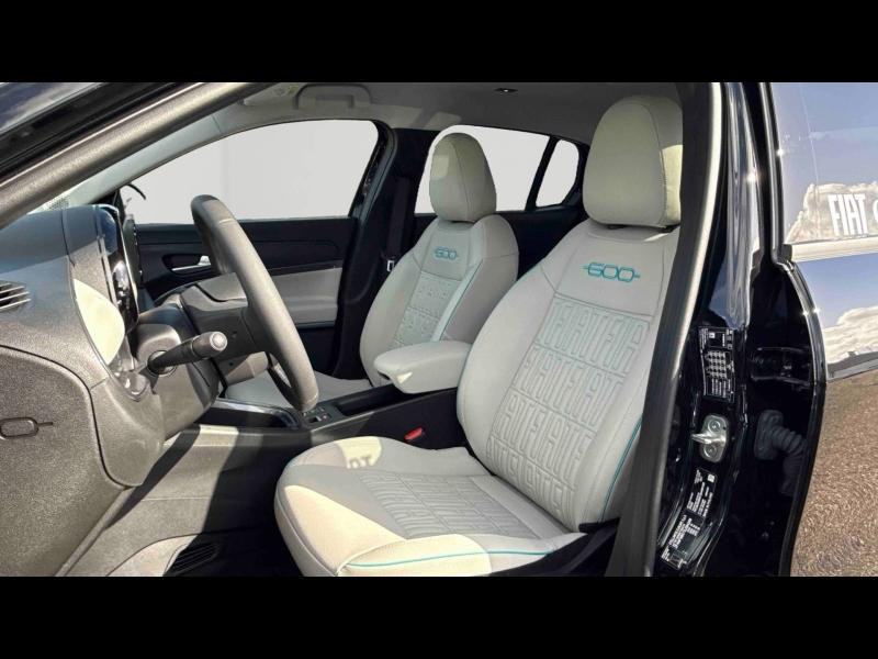 Used FIAT 600 e 156ch 54kWh La Prima 2026 Onyx Black € 37350 in Longeville-lès-Saint-Avold