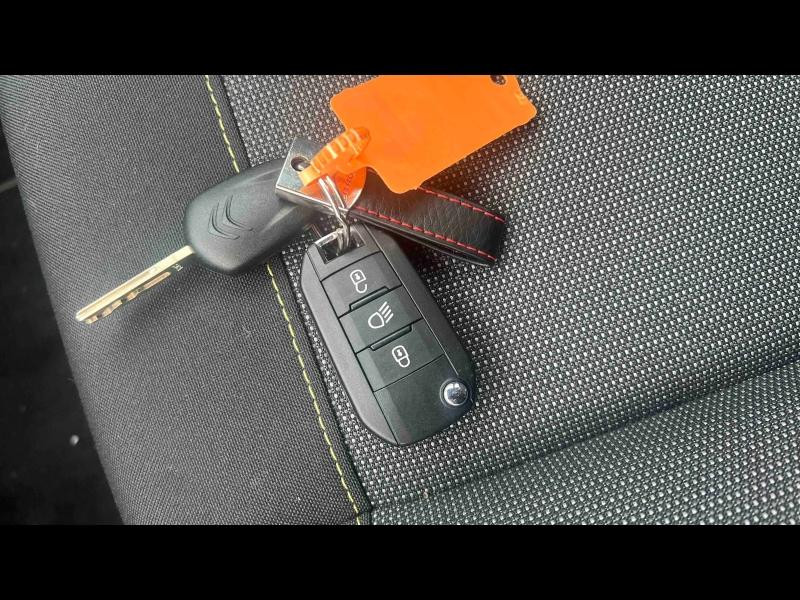 Used CITROEN C3 1.2 PureTech 83ch S&S YOU 2023 Noir Perla Nera (N) € 12790 in Longeville-lès-Saint-Avold