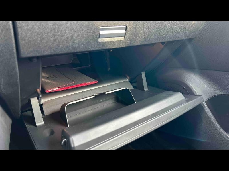 Occasion CITROEN C4 BlueHDi 130ch S&S Shine EAT8 2022 Gris 18790 € à Longeville-lès-Saint-Avold