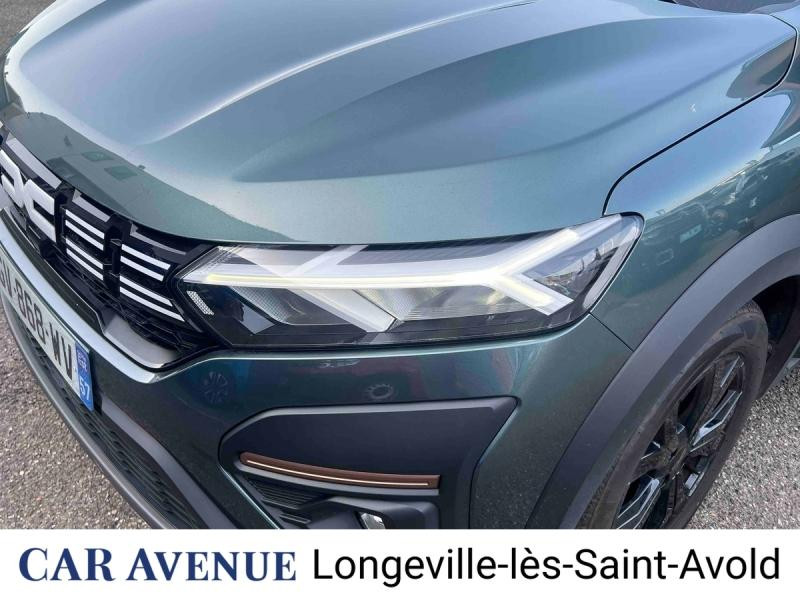 Used DACIA Jogger 1.6 hybrid 140ch Extreme 7 places -24 2024 Vert Cèdre métallisé € 23491 in Longeville-lès-Saint-Avold