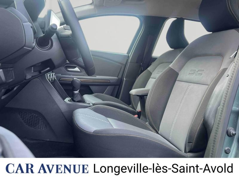 Used DACIA Jogger 1.6 hybrid 140ch Extreme 7 places -24 2024 Vert Cèdre métallisé € 23491 in Longeville-lès-Saint-Avold