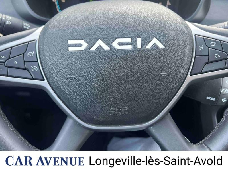 Used DACIA Jogger 1.6 hybrid 140ch Extreme 7 places -24 2024 Vert Cèdre métallisé € 23491 in Longeville-lès-Saint-Avold