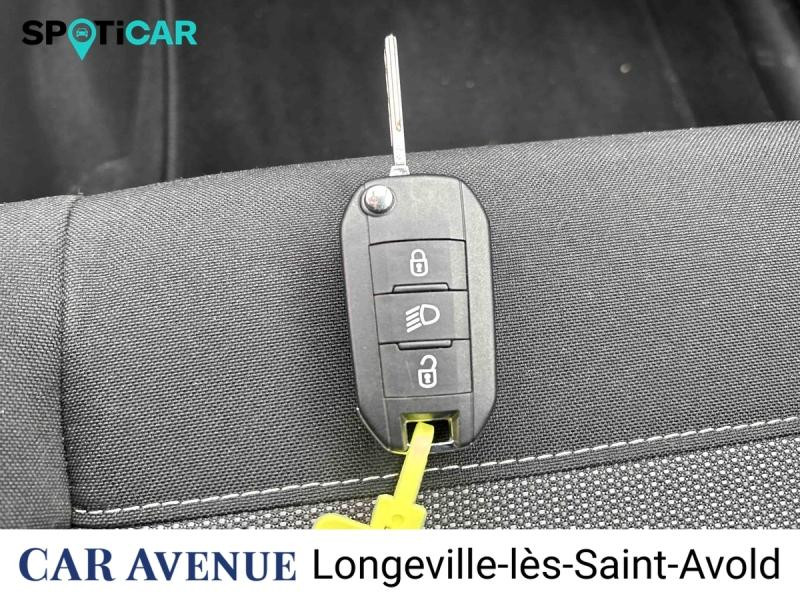 Used CITROEN C3 Aircross PureTech 110ch S&S Feel Pack 2022 Kaki Grey (O) € 14390 in Longeville-lès-Saint-Avold