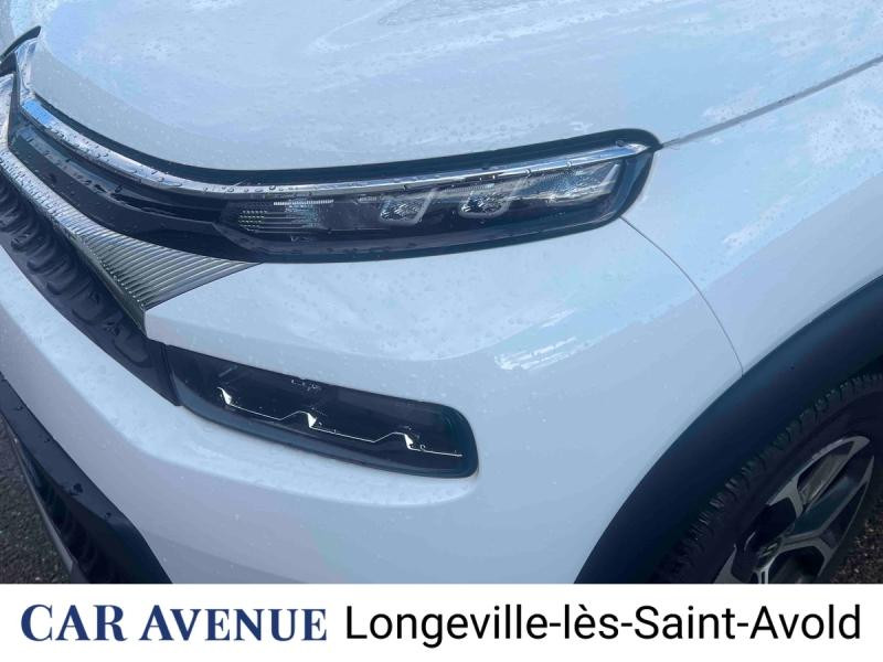 Occasion CITROEN C3 Aircross PureTech 110ch S&S Shine 2022 Blanc Banquise (O) + Noir Perla Nera 13491 € à Longeville-lès-Saint-Avold