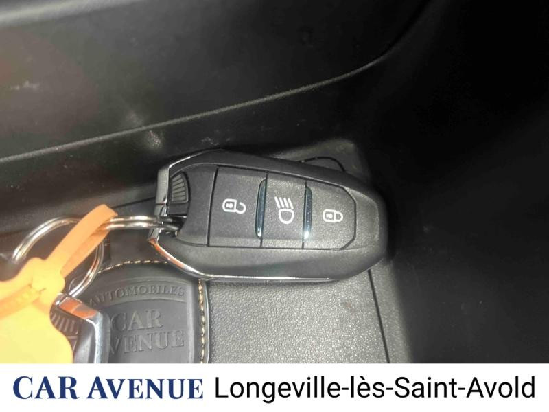 Occasion CITROEN C3 Aircross PureTech 110ch S&S Shine 2022 Blanc Banquise (O) + Noir Perla Nera 13491 € à Longeville-lès-Saint-Avold