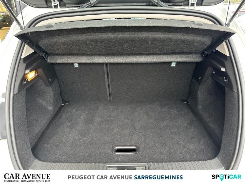 Used RENAULT Captur 1.0 TCe 90ch Intens -21 2021 Blanc Nacre € 15800 in Sarreguemines