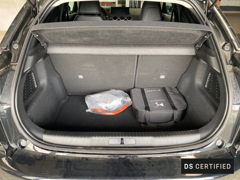 Occasion DS DS 3 Crossback E-Tense Faubourg 2022 Noir Perla Nera (N) - Toit Blanc Opale 19990 € à Sarreguemines