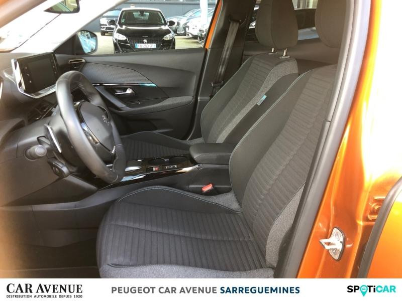 Used PEUGEOT 2008 1.2 PureTech 130ch S&S Style EAT8 2022 Orange € 17589 in Sarreguemines