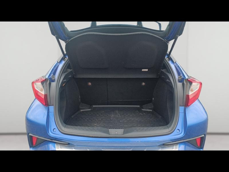 Occasion TOYOTA C-HR 122h Dynamic 2WD E-CVT RC18 2019 Bleu Nebula 19480 € à Sarreguemines