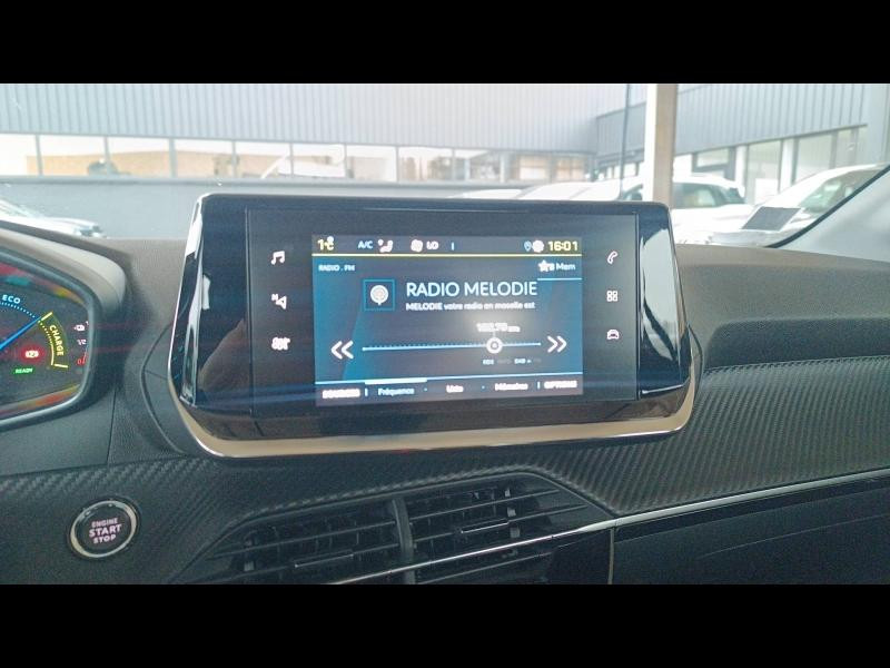 Occasion PEUGEOT 208 e-208 136ch Active 2021 Jaune 13999 € à Sarreguemines