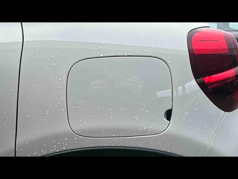 Used CITROEN C3 1.2 PureTech 83ch S&S Feel 122-123g 2020 Blanc Banquise (O) € 10490 in Sarreguemines