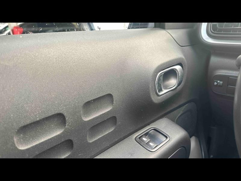 Used CITROEN C3 1.2 PureTech 83ch S&S Feel 122-123g 2020 Blanc Banquise (O) € 10490 in Sarreguemines