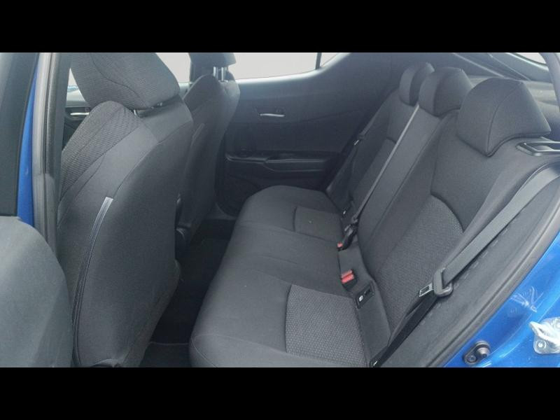 Occasion TOYOTA C-HR 122h Dynamic 2WD E-CVT RC18 2019 Bleu Nebula 18980 € à Sarreguemines