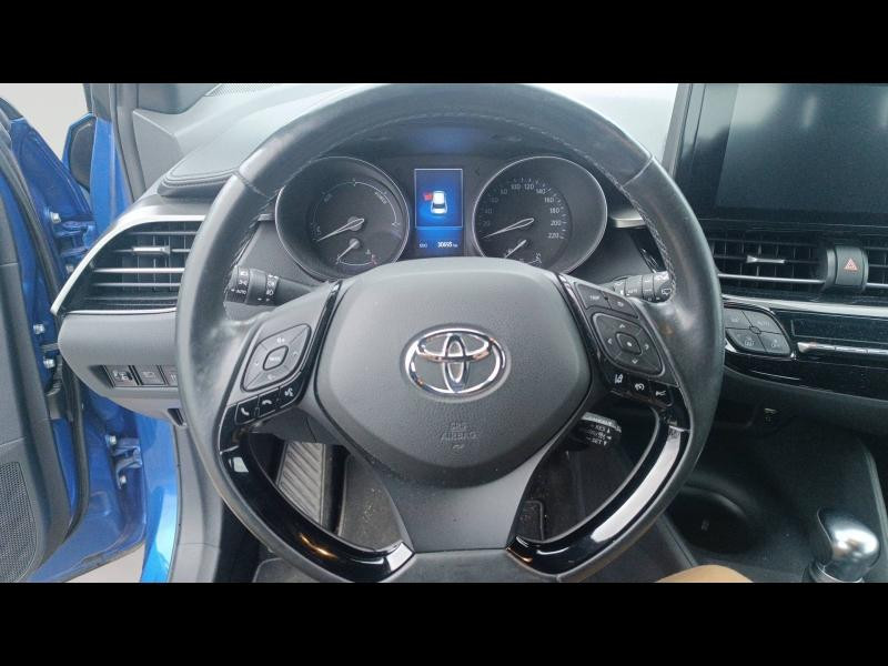 Occasion TOYOTA C-HR 122h Dynamic 2WD E-CVT RC18 2019 Bleu Nebula 18980 € à Sarreguemines