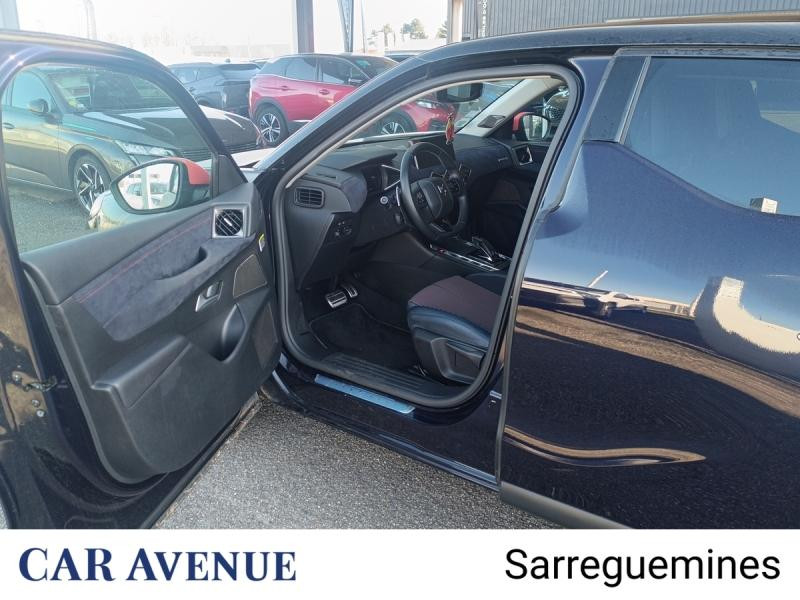 Used DS DS 3 Crossback PureTech 130ch Ines de la Fressange Paris 2021 Bleu Encre (M) - Toit Noir Perla Nera € 19390 in Sarreguemines