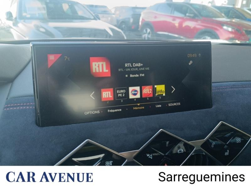 Used DS DS 3 Crossback PureTech 130ch Ines de la Fressange Paris 2021 Bleu Encre (M) - Toit Noir Perla Nera € 19390 in Sarreguemines
