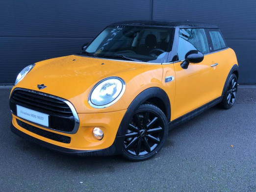 Occasion MINI Mini Cooper D 116ch Blackfriars 102g 2017 Volcanic Orange 19 299 € à Metz