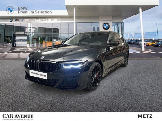 Occasion BMW Série 5 545eA xDrive 394ch M Sport Steptronic 2022 Saphirschwarz métallisé 50 999 € à Metz