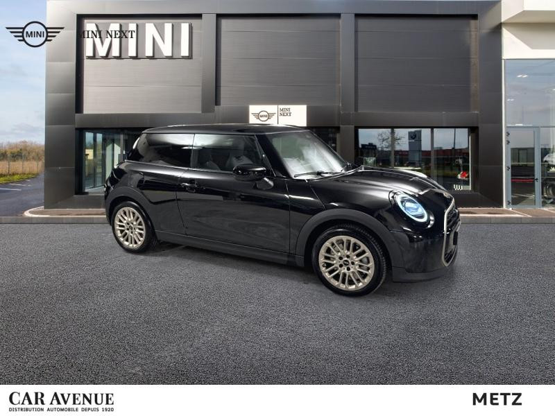 Occasion MINI Cooper 3 Portes C 156ch Favoured DKG7 2024 Midnight Black II 30999 € à Metz