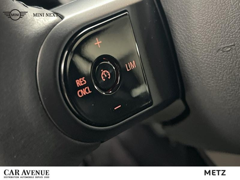 Occasion MINI Cabrio Cooper 136ch Edition Camden BVA7 2022 White Silver 30999 € à Metz