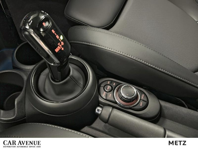 Occasion MINI Cabrio Cooper 136ch Edition Camden BVA7 2022 White Silver 30999 € à Metz