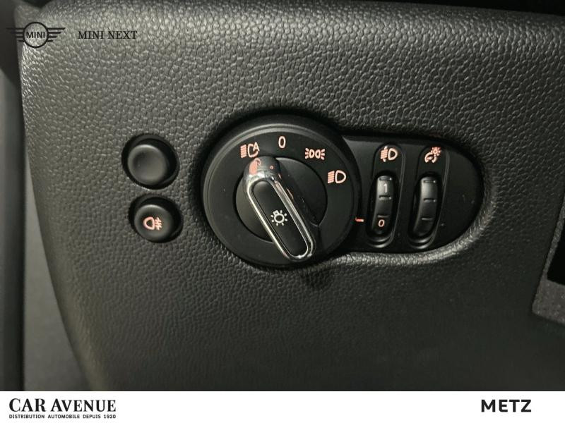 Occasion MINI Mini Cooper 136ch Edition Camden 2022 Chili Red 21999 € à Metz