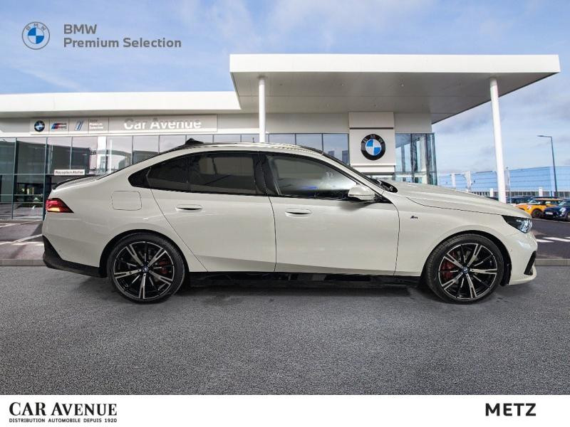 Occasion BMW Série 5 i5 340ch M Sport eDrive40 2025 Mineralweiss métallisé 62899 € à Metz