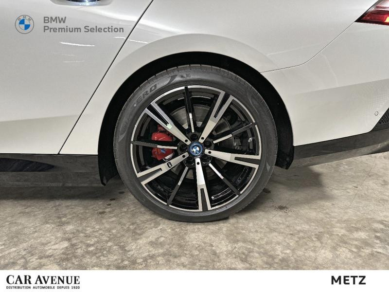 Occasion BMW Série 5 i5 340ch M Sport eDrive40 2025 Mineralweiss métallisé 62899 € à Metz