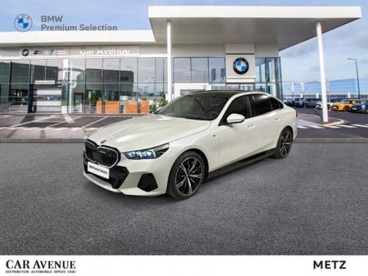 Occasion BMW Série 5 i5 340ch M Sport eDrive40 2025 Mineralweiss métallisé 63 999 € à Metz