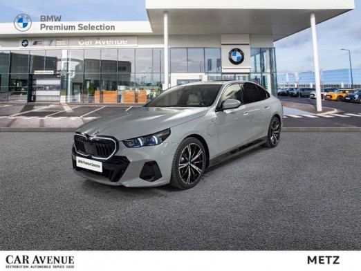 Occasion BMW Série 5 530e 299ch M Sport 2024 M Brooklyngrau métallisé 64 899 € à Metz