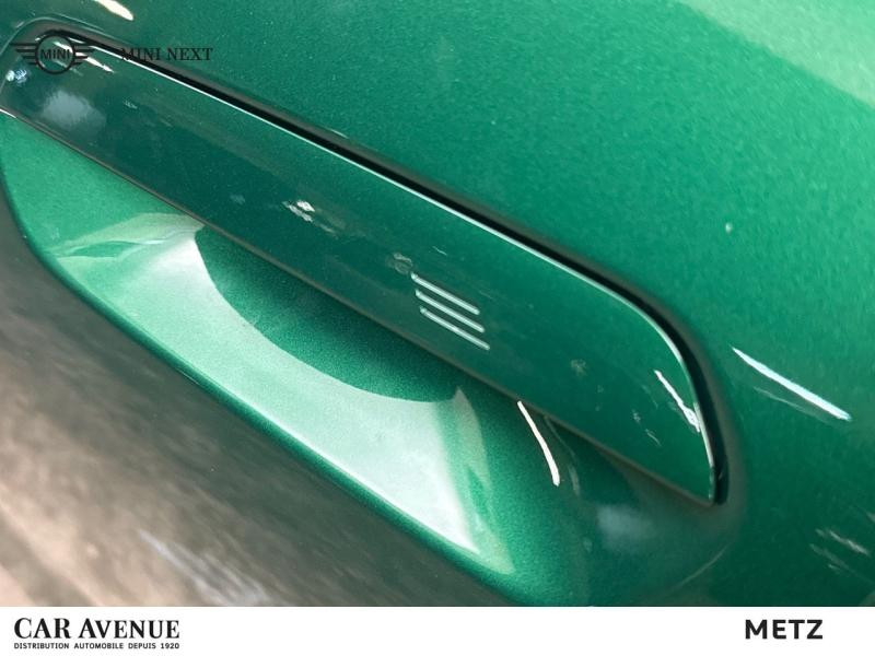 Occasion MINI Cooper 3 Portes E 184ch Favoured 2025 British Racing Green 38899 € à Metz