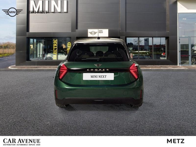 Occasion MINI Cooper 3 Portes E 184ch Favoured 2025 British Racing Green 38899 € à Metz