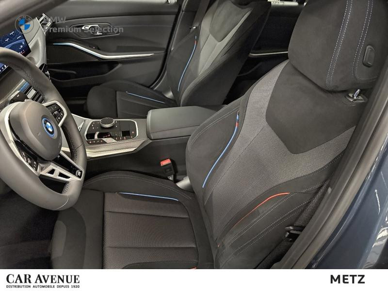Occasion BMW Série 3 330eA xDrive 292ch M Sport 2025 Artic Race Blau métallisé 69599 € à Metz