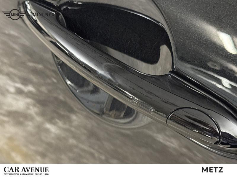 Occasion MINI Cooper 3 Portes C 156ch Favoured DKG7 2024 Midnight Black II 31999 € à Metz