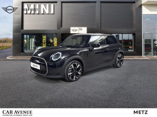 Occasion MINI Cooper 3 Portes C 156ch Favoured DKG7 2024 Midnight Black II 31 999 € à Metz